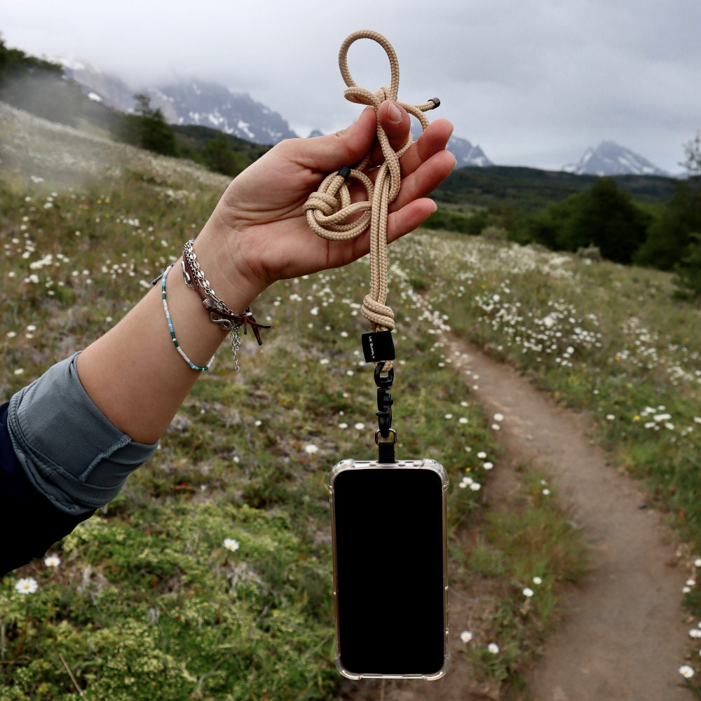 
                  
                    Sand KeyChain - handmade Schlüsselband in beige
                  
                